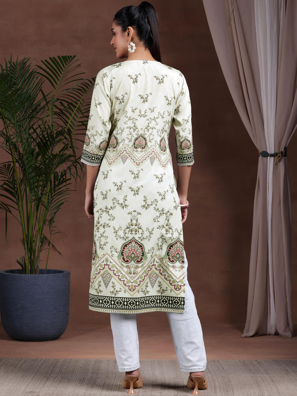 Libas WomenS Crepe Regular Kurta (29253_Beige