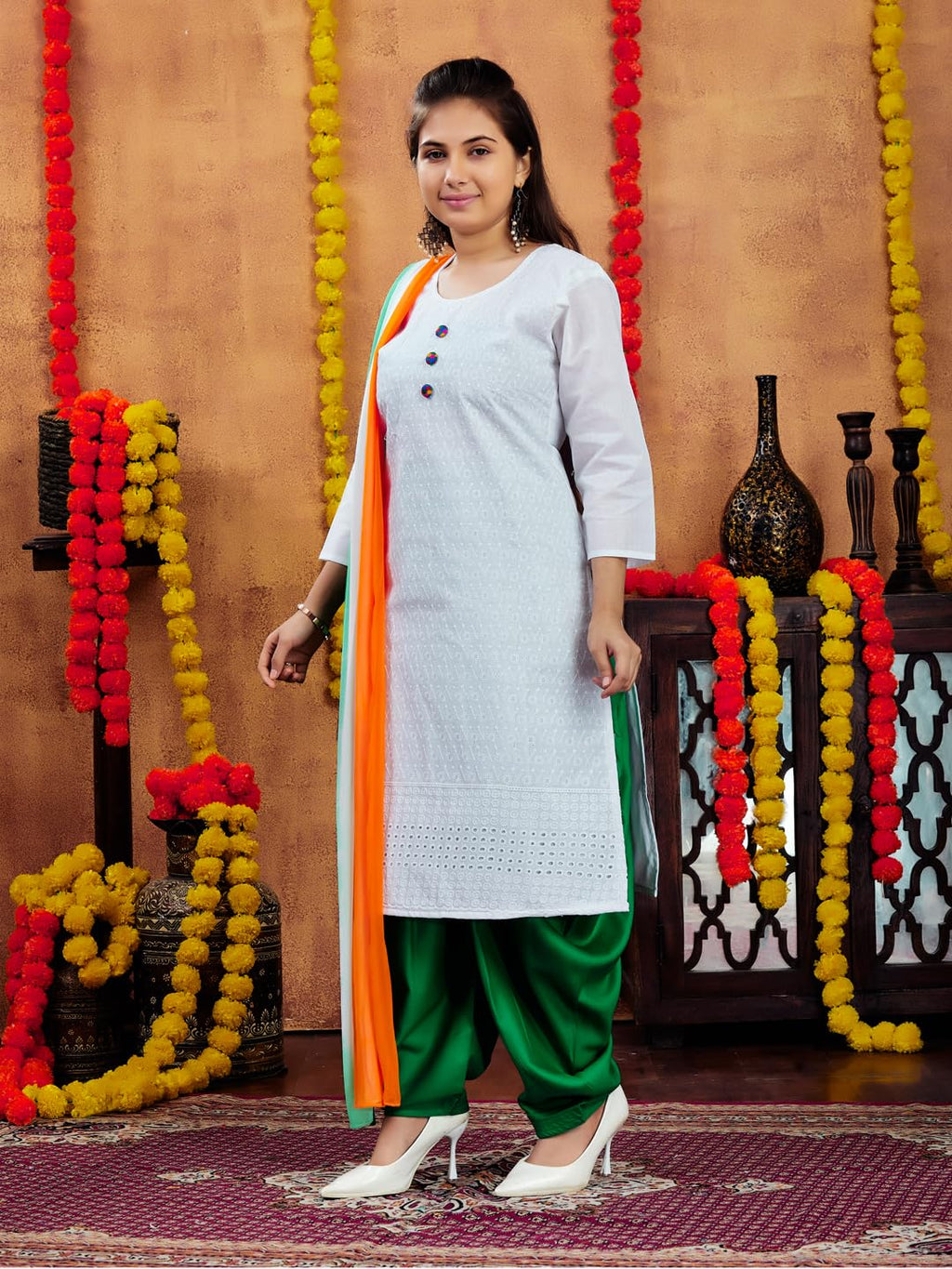 Aarika Girls White Color Cotton Embroidery Kurti (KURTI-K-181-WHITE-28)