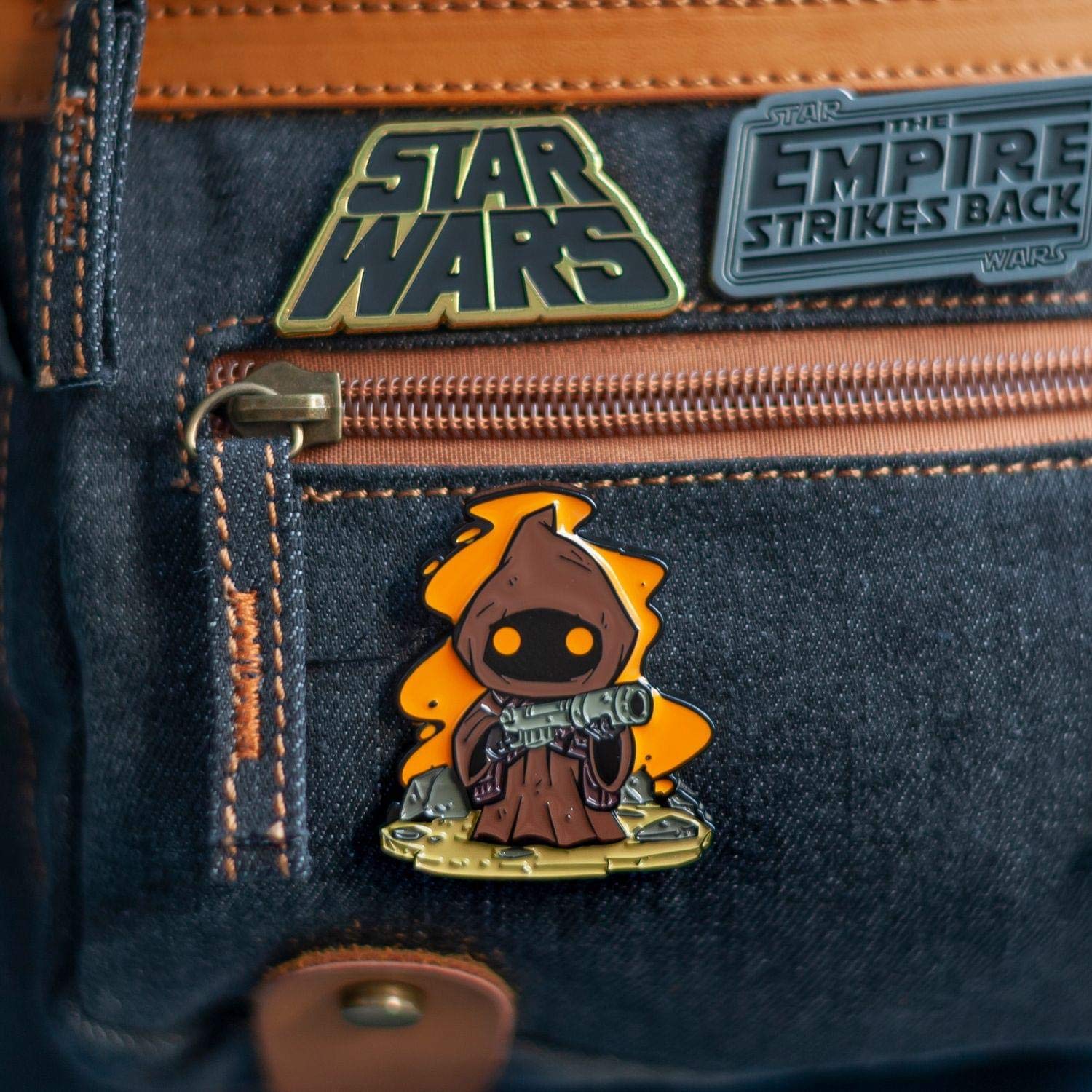 STAR WARS OFFICIAL Jawa Pin, Exclusive Art Design By Derek Laufman, Star Wars Series Collectors Pins