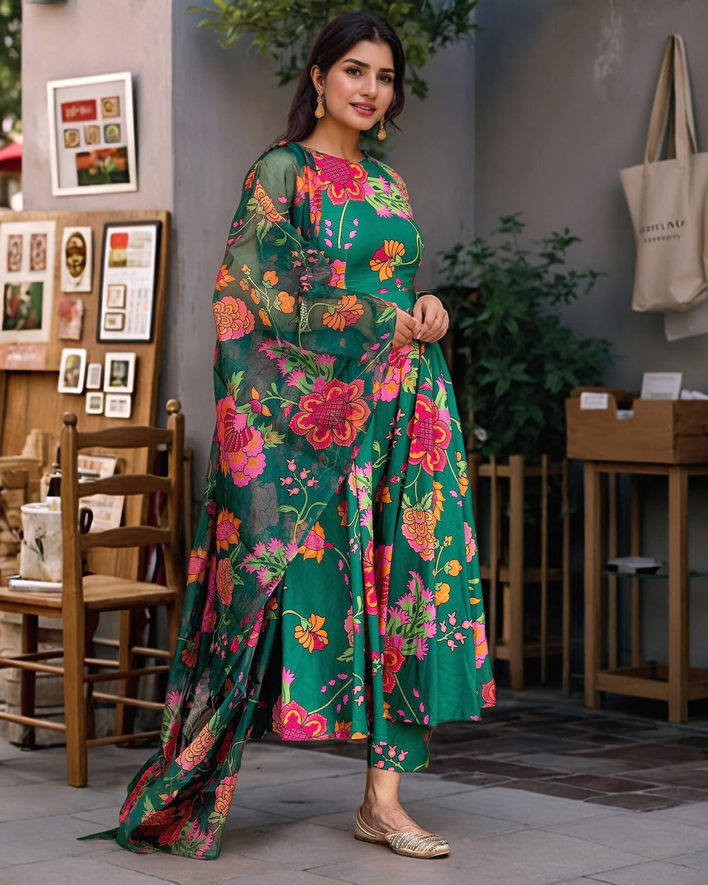 Gosriki Women'S Silk Blend Printed Anarkali Kurta With Pant & Dupatta