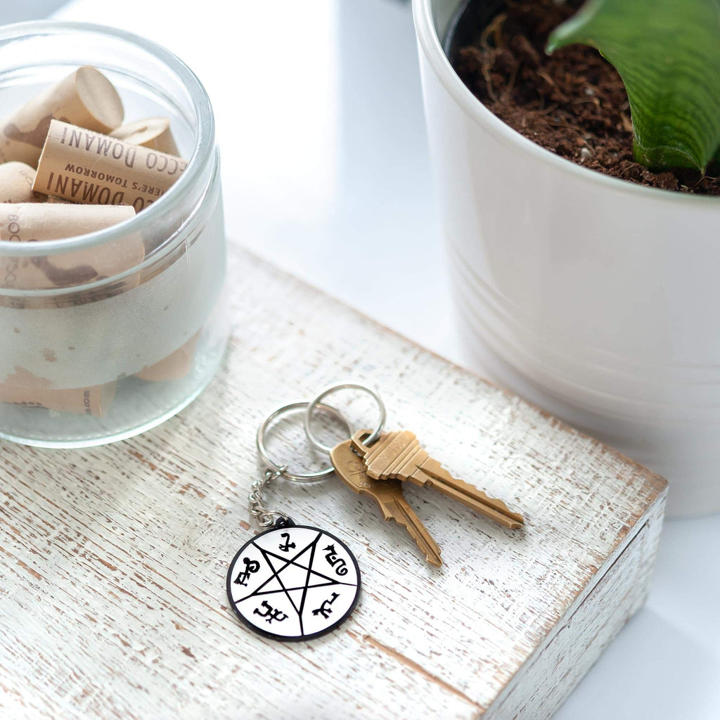 Official Supernatural Devils Trap Metal Keychain - Features Soft Enamel Design - Perfect for Rings, Purses, Backpacks - Premium