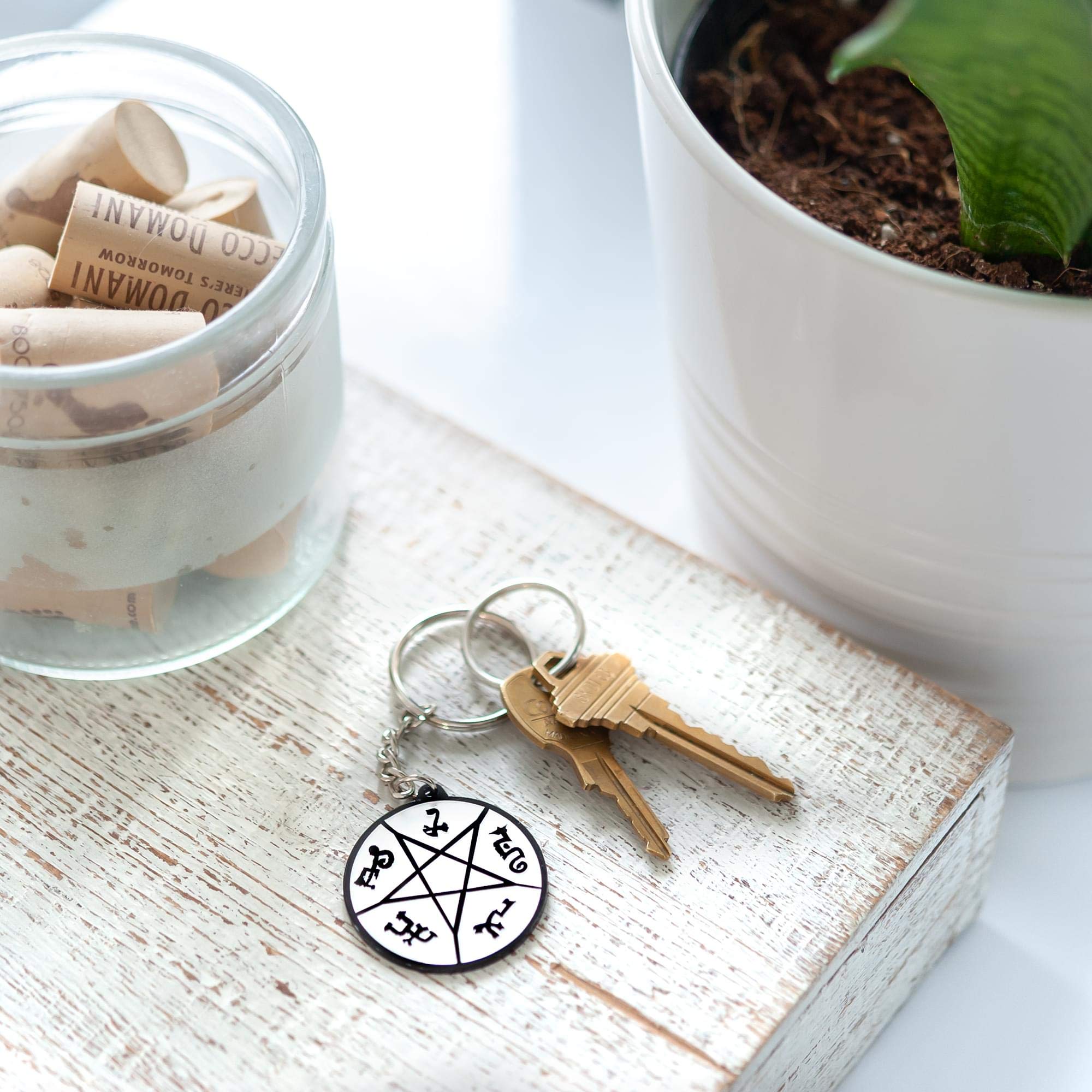 Official Supernatural Devils Trap Metal Keychain - Features Soft Enamel Design - Perfect for Rings, Purses, Backpacks - Premium