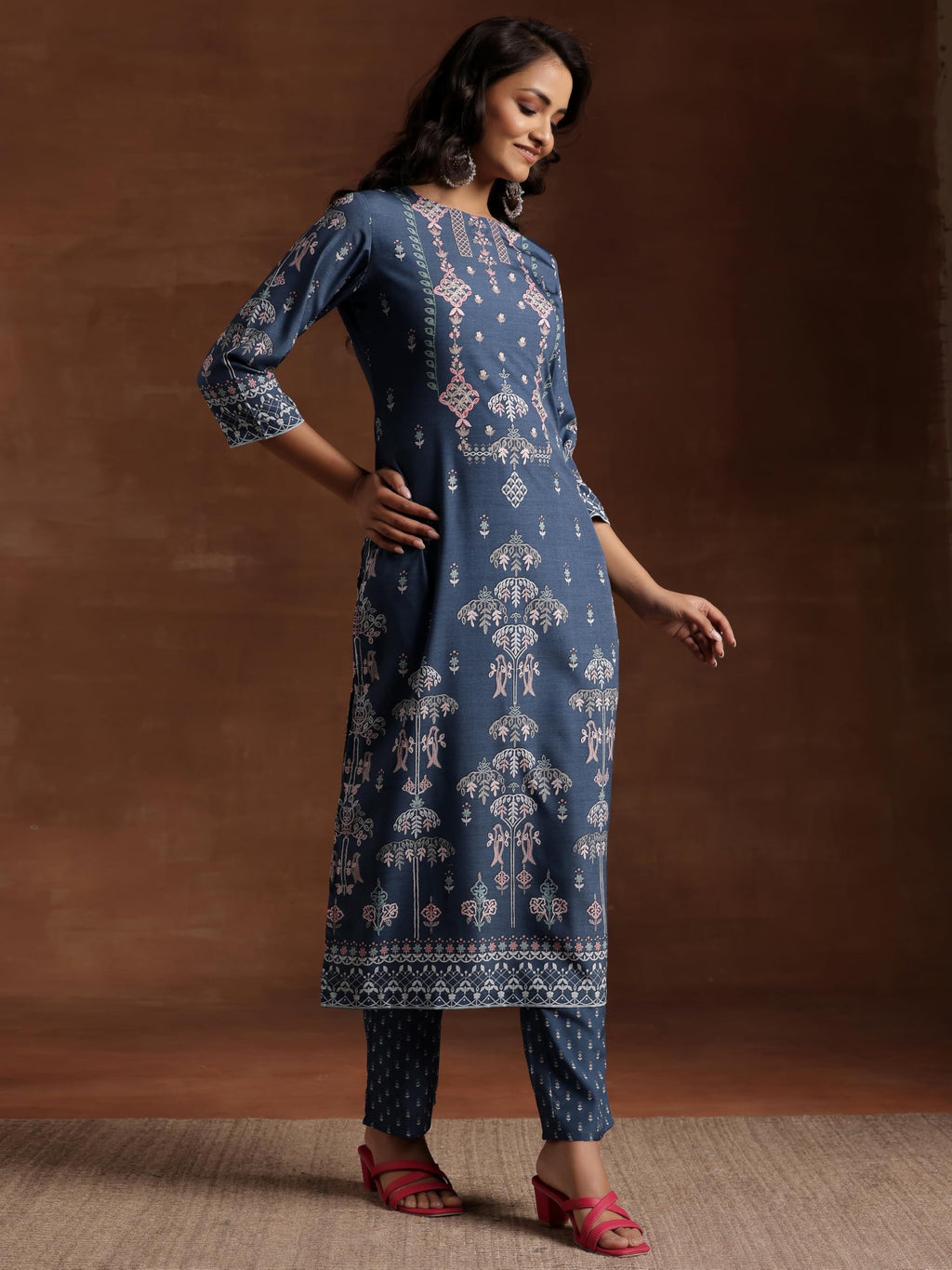 Libas Womens Printed Crepe Straight Kurta With Trousers