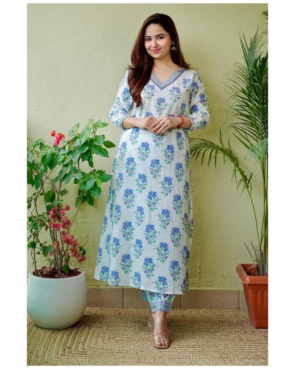 ANNI DESIGNER Womens Cotton Blend Printed Straight Kurta with Pant (Dhara White_L_White_Large)