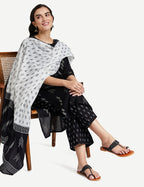 Rytras Women Straight Kurti With Palazzos And Dupatta
