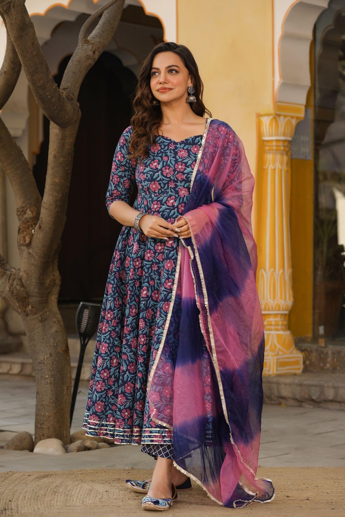 Gosriki Cotton Blend Womens Kurta With Pant & Dupatta