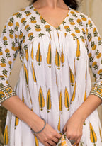 Nermosa Women Printed Anarkali Kurta And Pant Set With Dupatta (In, Alpha, L, White)