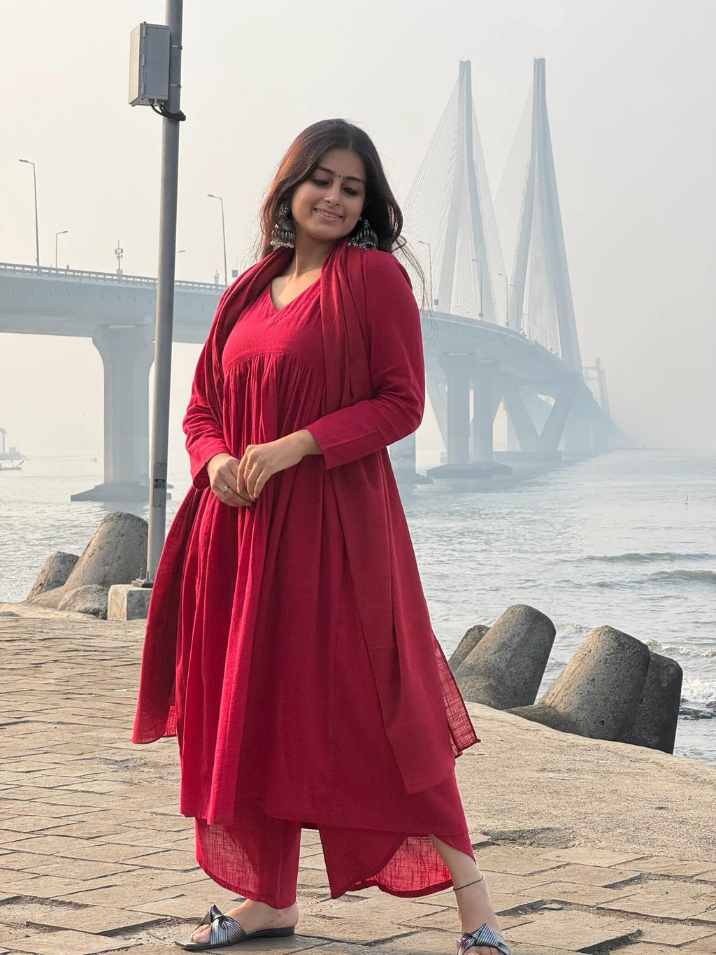 Anni Designer Women'S Rayon Viscose A-Line Solid Kurta With Palazzo & Dupatta