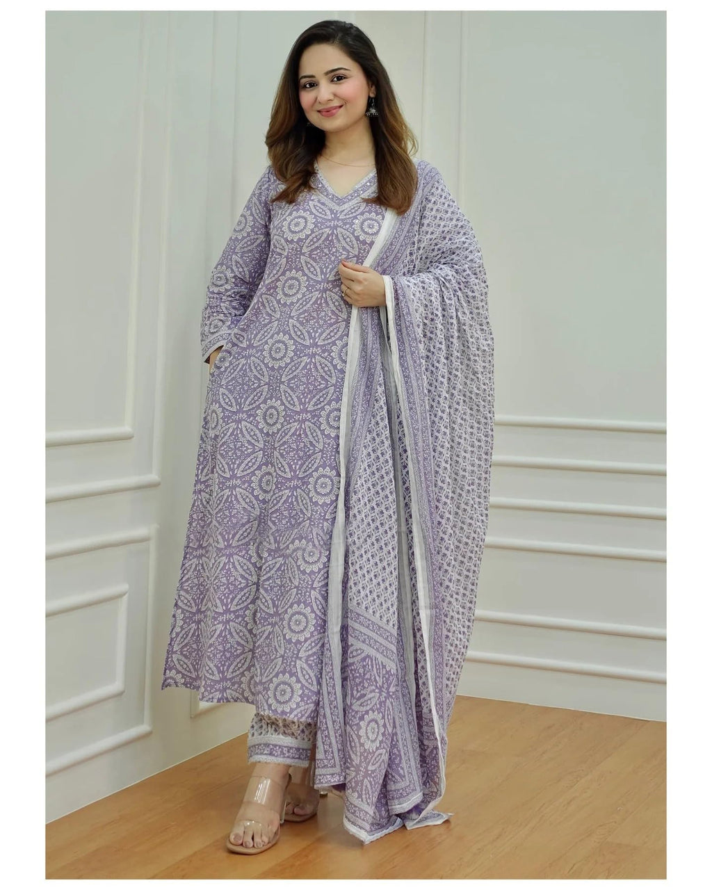ANNI DESIGNER Womens Cotton Blend Floral Straight Kurta with Pant & Dupatta (Nihira_Purple_Small)