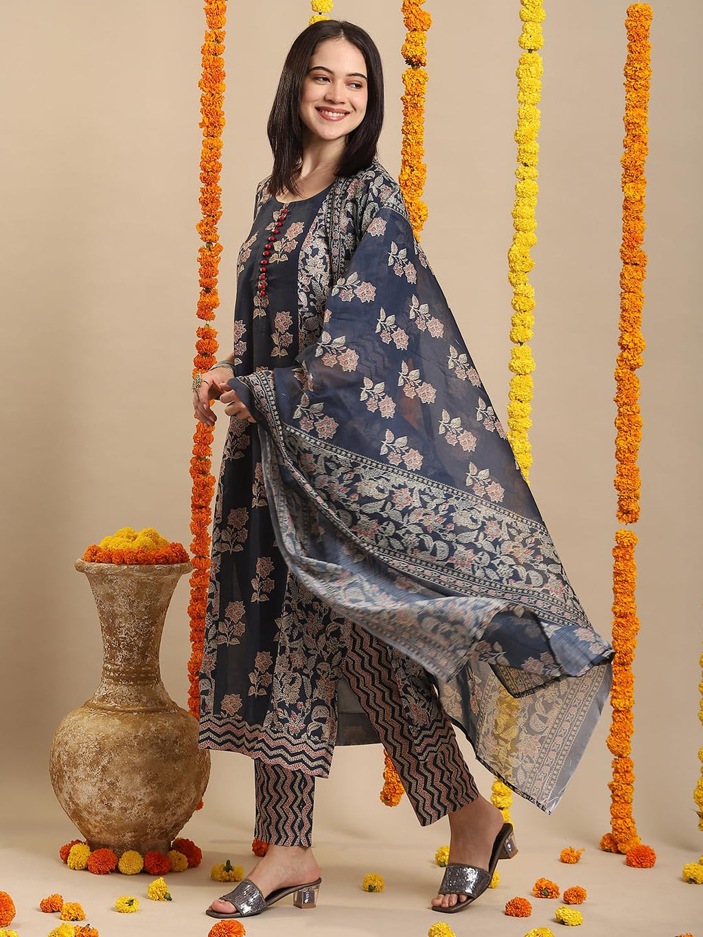ANNI DESIGNER Women s Printed Rayon Blend Kurta with Pants and Dupatta, Navy blue, S