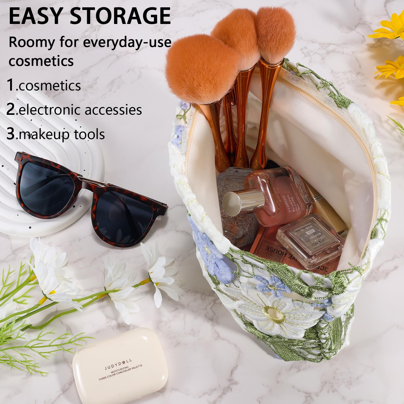 ZLFSRQ Lace Flower Makeup Bag Travel Cute Floral Cosmetic Bags for Women Large Makeup Pouch Zipper Cosmetic Pouch for Purse Aest