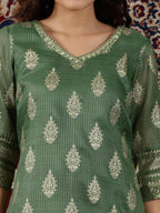 Aurelia Women?? Abstract Printed Straight Kurta | Lightweight V-Neck Kurta For Women | Printed Kurta For Women | Beautiful Regular Fit Kurta For Women