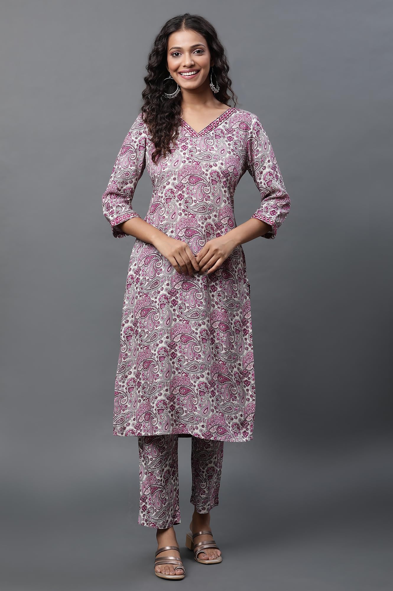 Aurelia Women'S Floral Print Viscose Kurta Set With Trouser