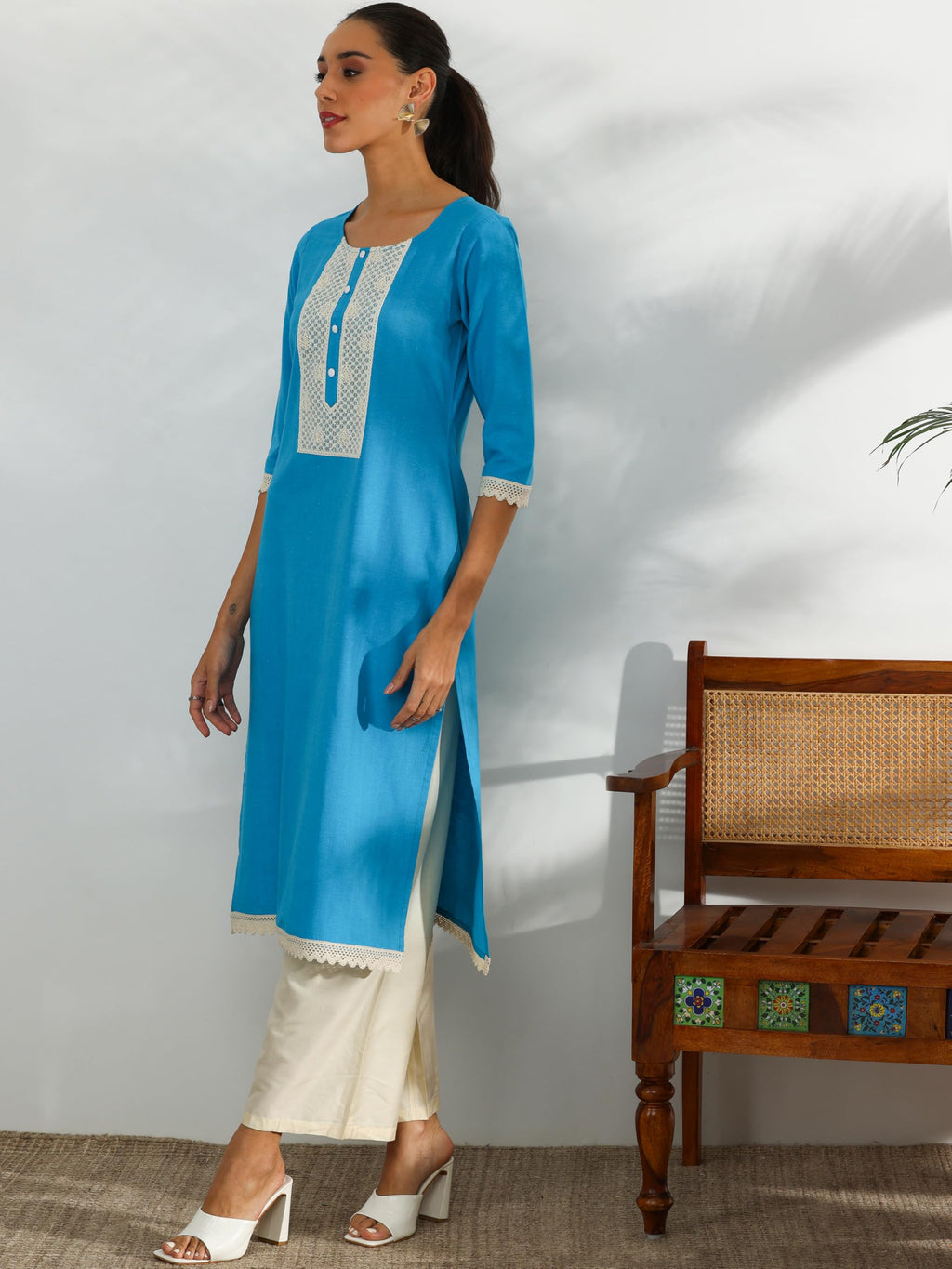 Libas WomenS Cotton Embellished Straight Kurta (37246 Blue