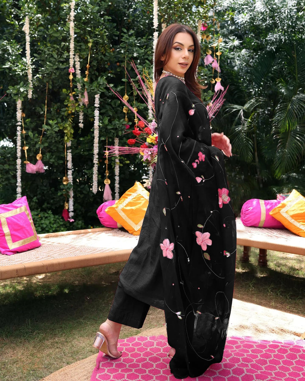 ANNI DESIGNER Womens Rayon Blend Floral Straight Kurta with Pant & Dupatta (ROKA Rani_Black_Large)