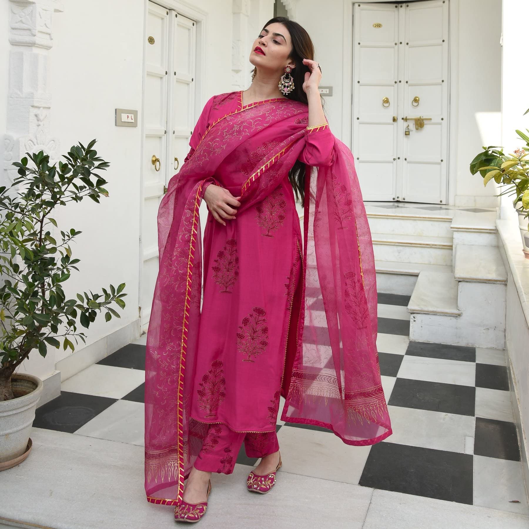 ANNI DESIGNER Womens Cotton Blend Straight Kurta with Pant & Dupatta (Garden Pink_XL_Pink_X-Large)
