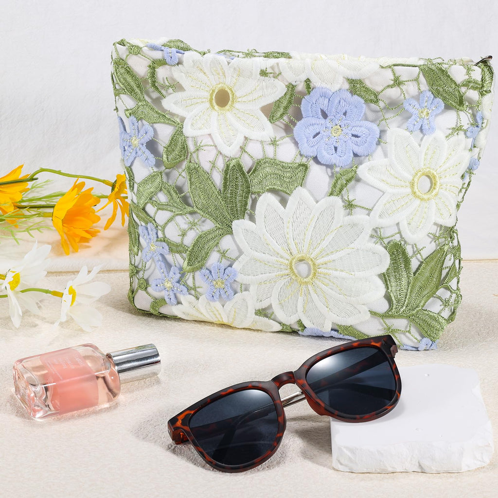 ZLFSRQ Lace Flower Makeup Bag Travel Cute Floral Cosmetic Bags for Women Large Makeup Pouch Zipper Cosmetic Pouch for Purse Aest