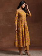Libas WomenS Cotton Kurta Set (27394_Yellow