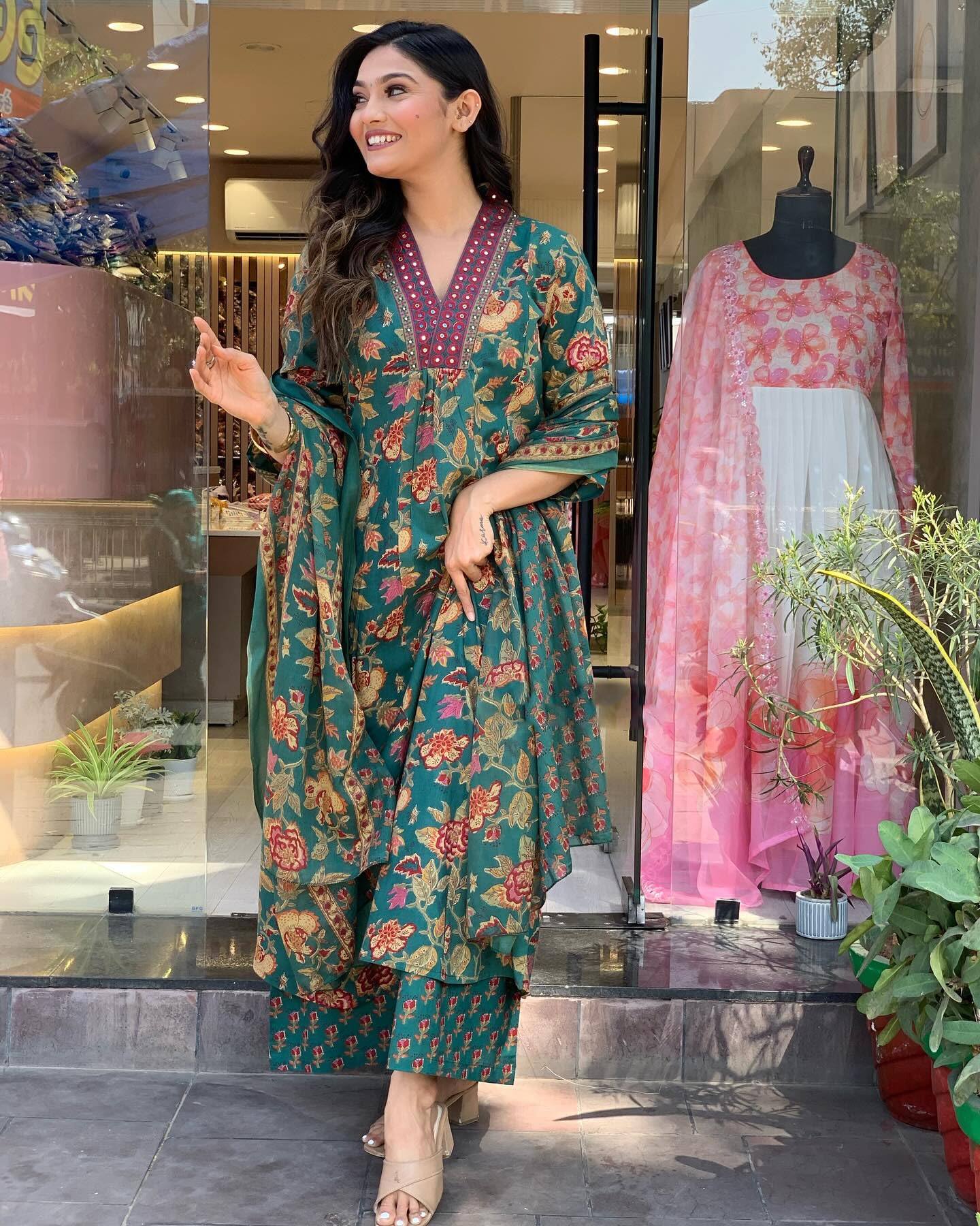 ANNI DESIGNER Women s Palazzo and Dupatta Rayon Blend Printed Kurta, Green, 44