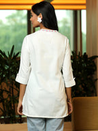 Libas WomenS Cotton Blend Solid/Plain Regular Kurtis (58246Br White