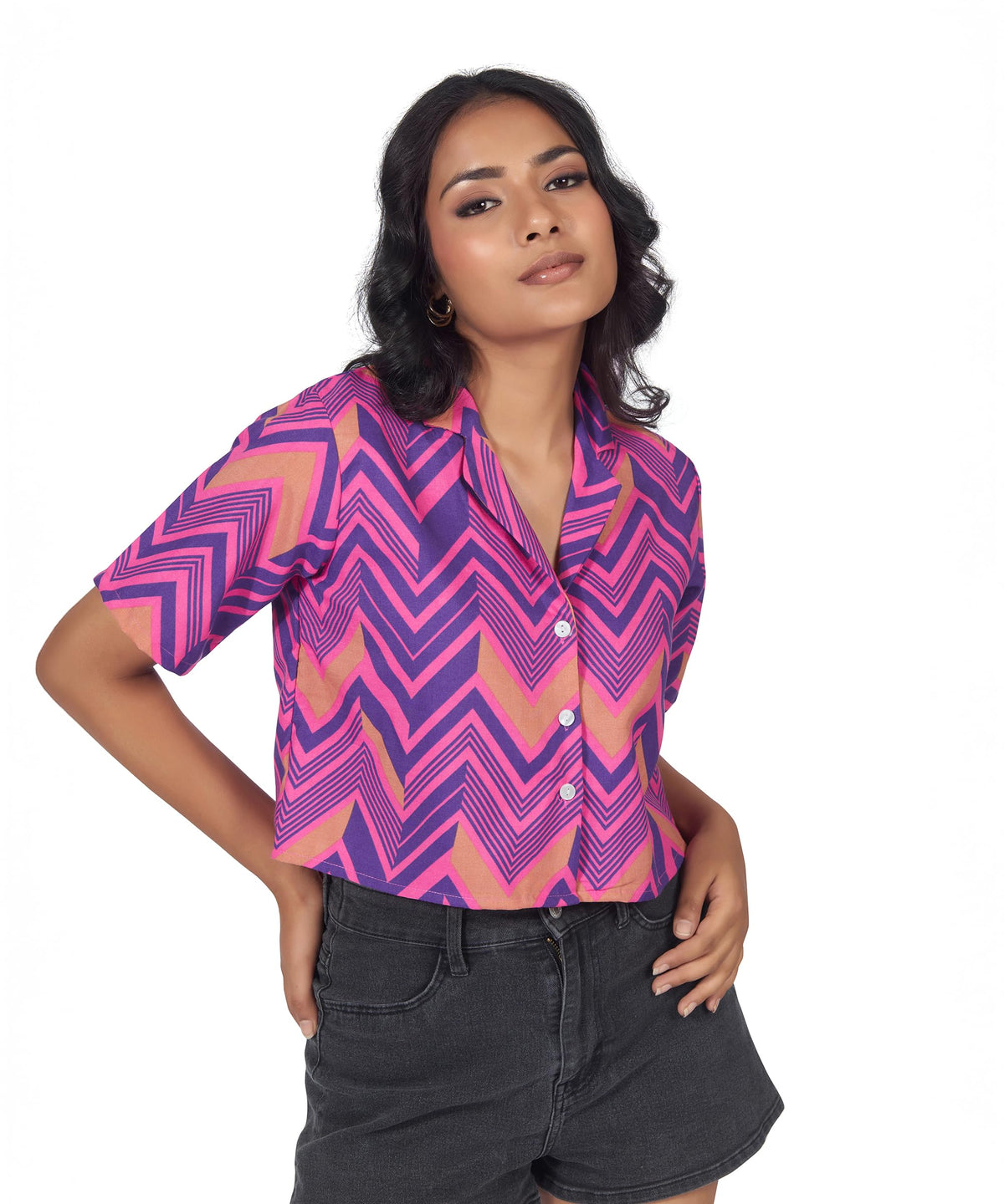 Fashfun WomenS Purple Chevron Printed Crop Shirt With Collared Detail