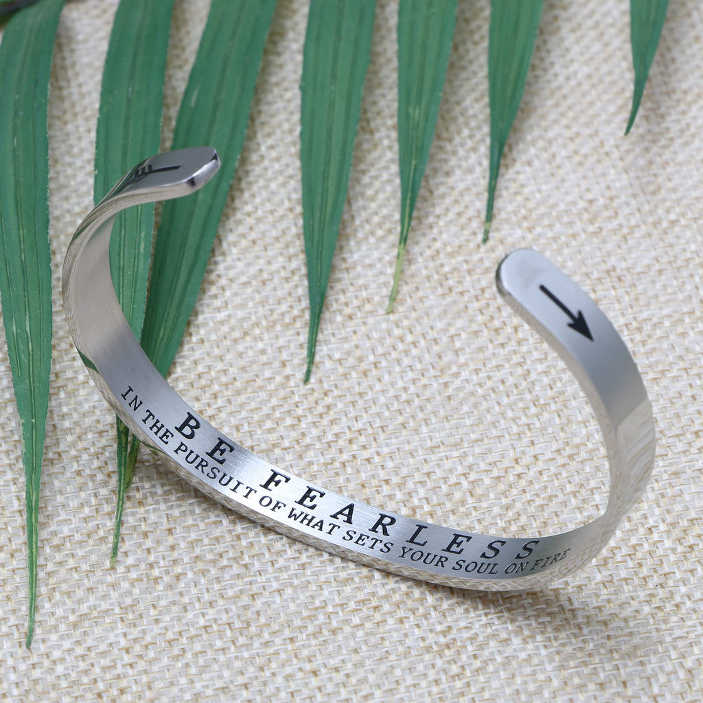 Inspirational Bracelets for Women Sympathy Daughter Gifts from Mom Grandma Aunt Cousins Sisters Birthday Christmas Jewelry for W