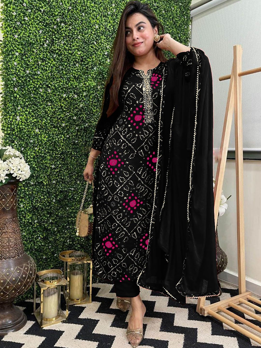 ANNI DESIGNER Womens Rayon Blend Floral Straight Kurta with Pant & Dupatta (TURAE-RED-G8S_Black_Large)