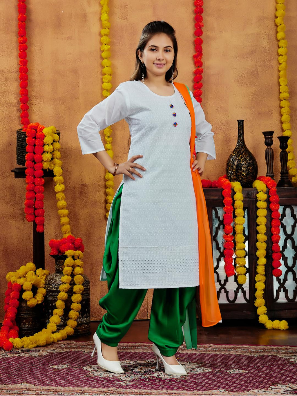 Aarika Girls White Color Cotton Embroidery Kurti (KURTI-K-181-WHITE-28)