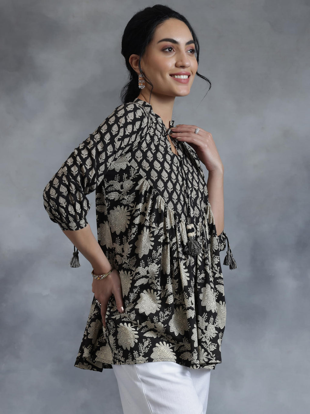 Libas Black Printed Cotton A-Line Kurti