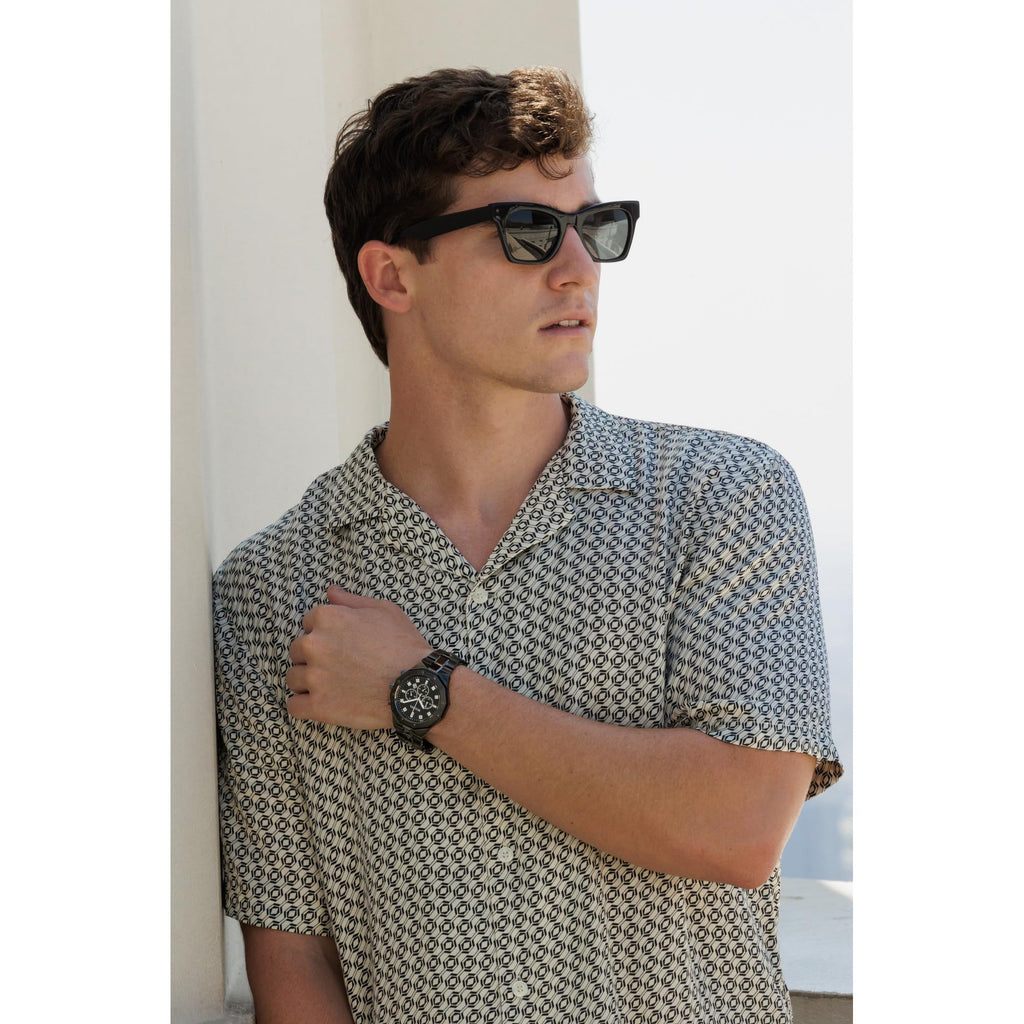 Bulova Men's Classic Diamond 6-Hand Chronograph Quartz Watch, Calendar Date, Luminous Markers, 100M Water Resistant, 44mm