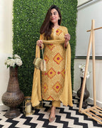 ANNI DESIGNER Womens Rayon Blend Floral Straight Kurta with Pant & Dupatta (TURAE-RED-G8S_Cream_Medium)