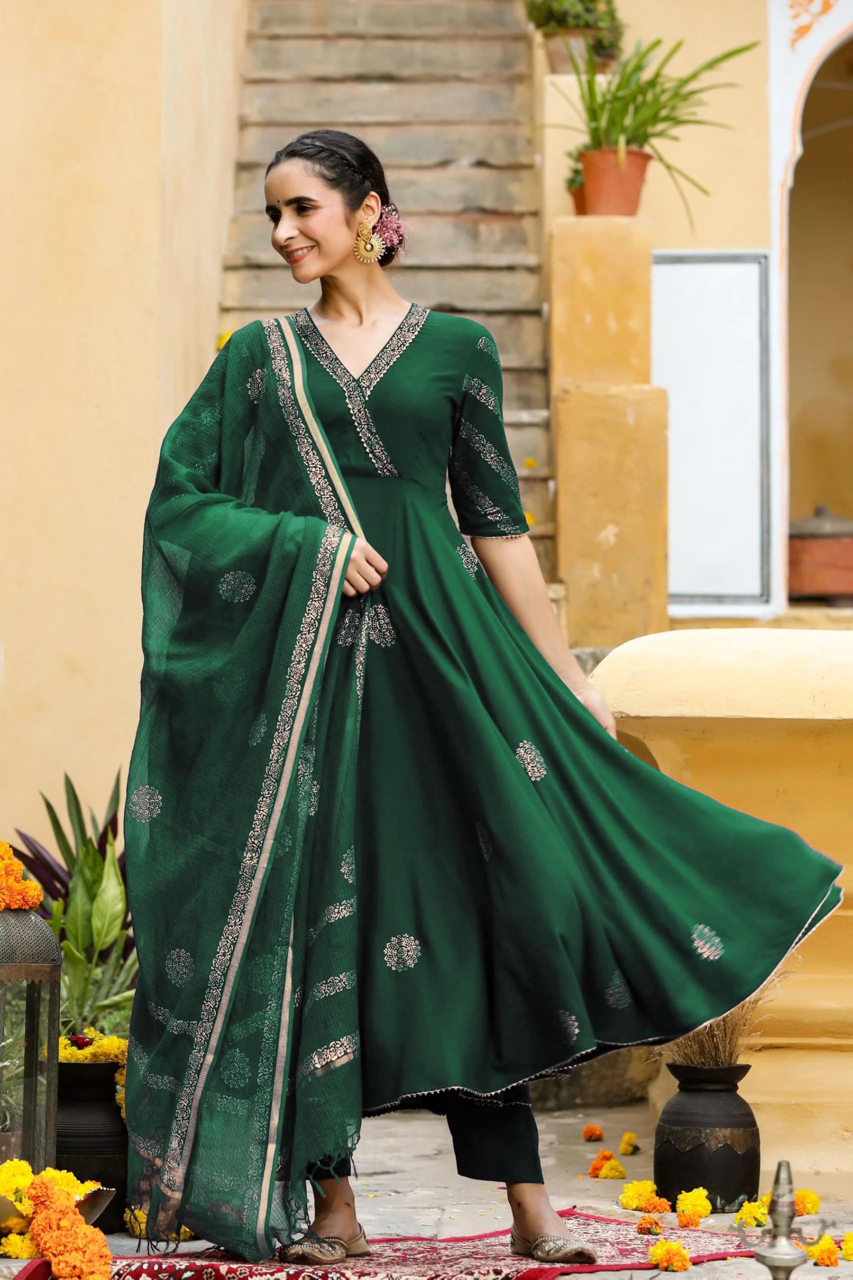ANNI DESIGNER Anarkali Women s Rayon Blend Kurta with Trousers and Dupatta, Green, Small