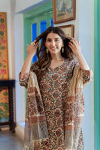 Anni Designer Women'S Casual Style Rayon Blend Kurta With Pant & Dupatta