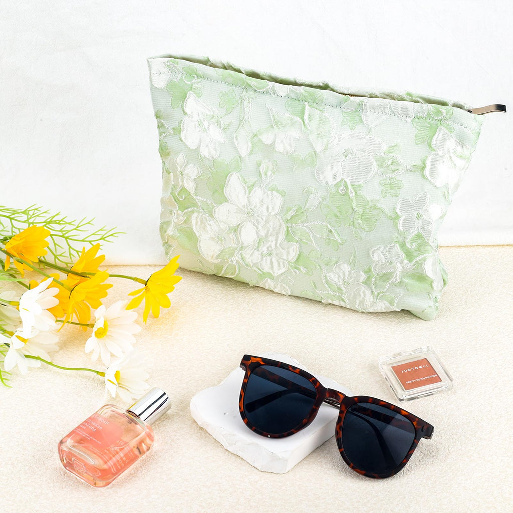 ZLFSRQ Flower Makeup Bag for Women Girls Teens Travel Cute Floral Cosmetic Bags Large Zipper Cosmetic Pouch for Purse Portable