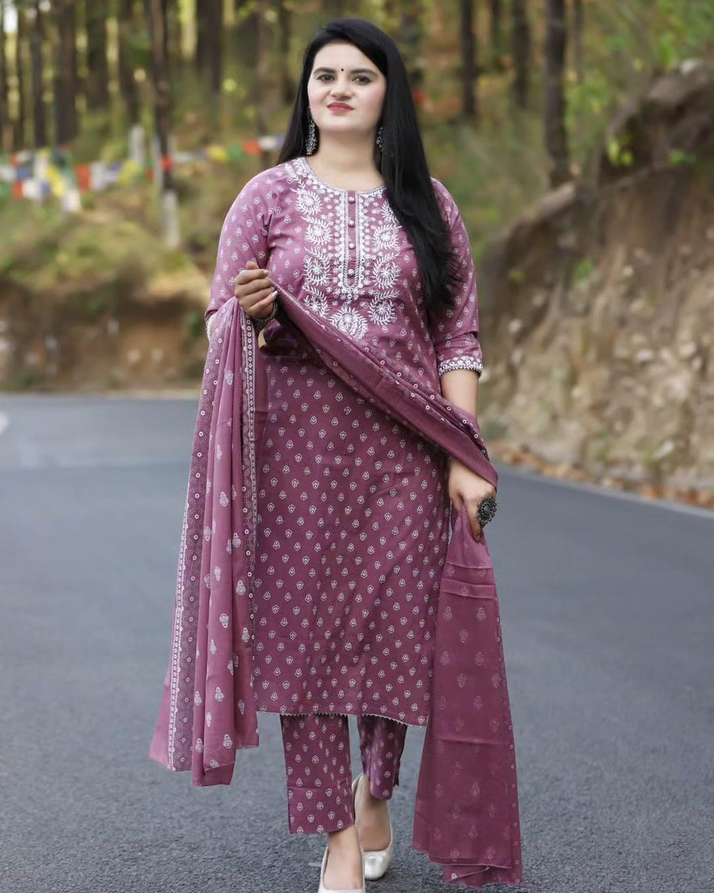 Suppar Sleave Round Straight Kurta Pant Duppatta Set/Printed Long Kurta With Pant Dupatta Beautiful Embroidred Neck Reyon Womens