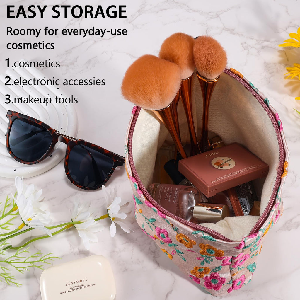 ZLFSRQ Daisy Flower Makeup Bag Travel Cute Floral Cosmetic Bags for Women Large Makeup Pouch Zipper Cosmetic Pouch for Purse Aes