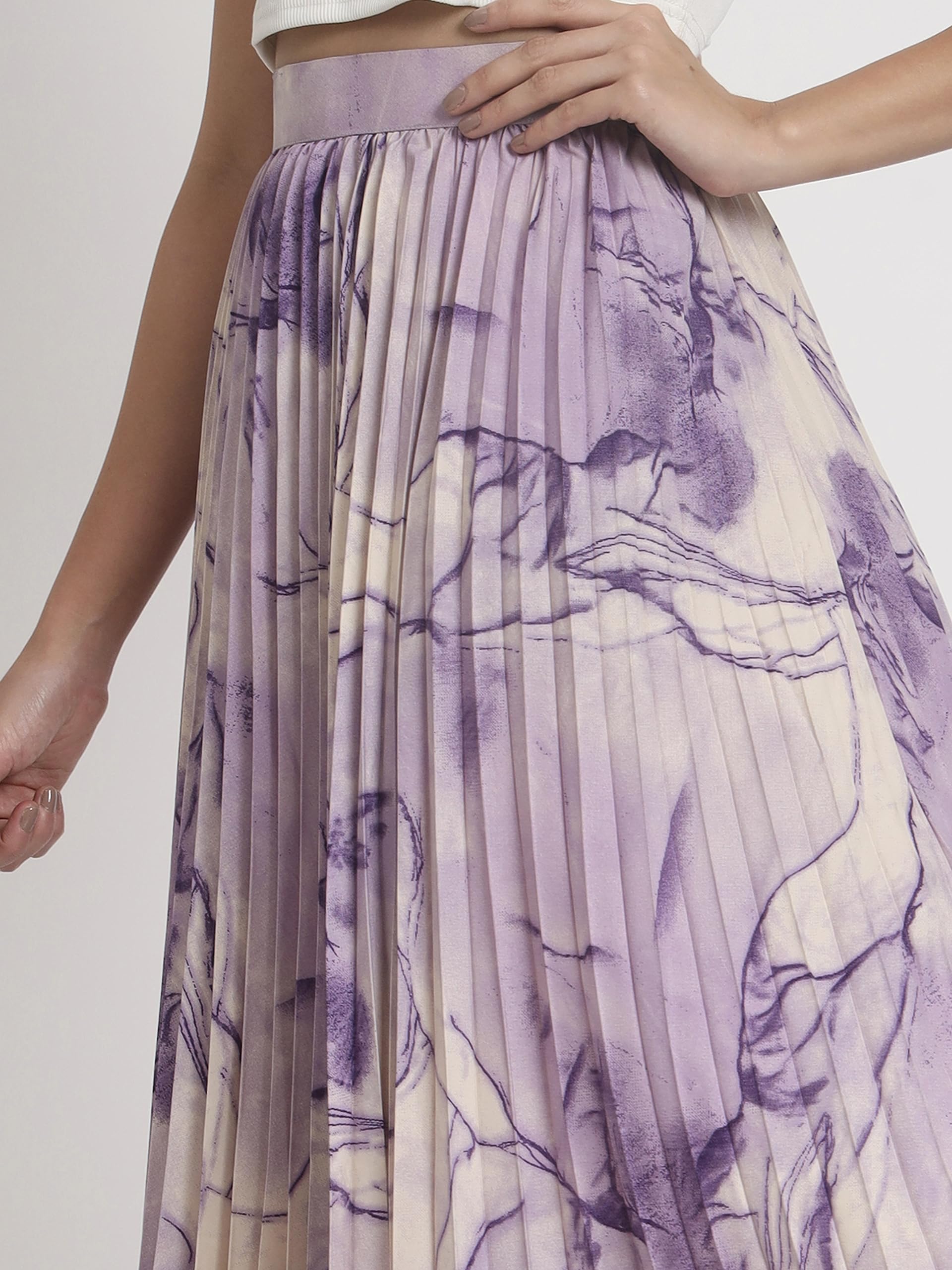 Kzully | Marble Elegance A WomanS A-Line Midi Printed Skirt Masterpiece Purple