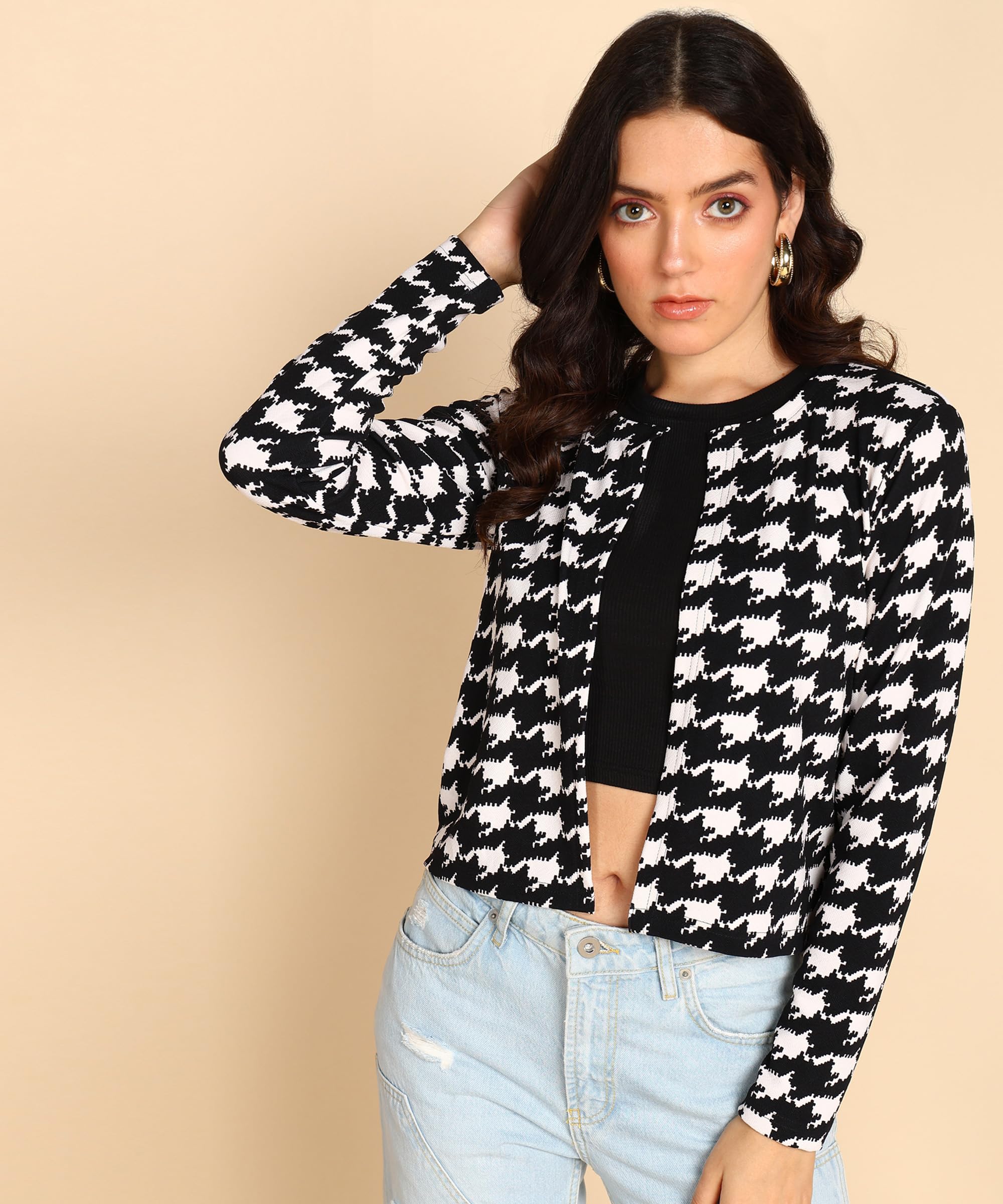 POPWINGS Women Casual Black & White Printed Open Shrug