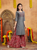 Aarika Girls Casual Wear Grey Colour Tribal Print Cotton Kurti (9-16 Years)