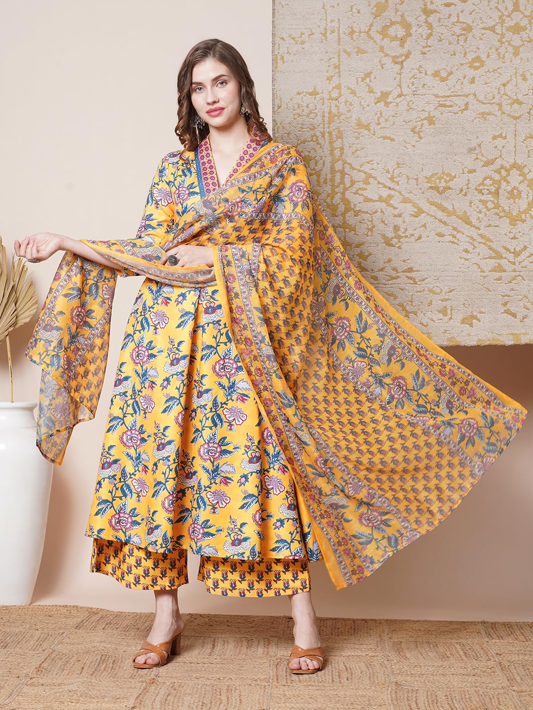 ANNI DESIGNER Women s Rayon Blend Kurta with Pants and Dupatta, Yellow, L