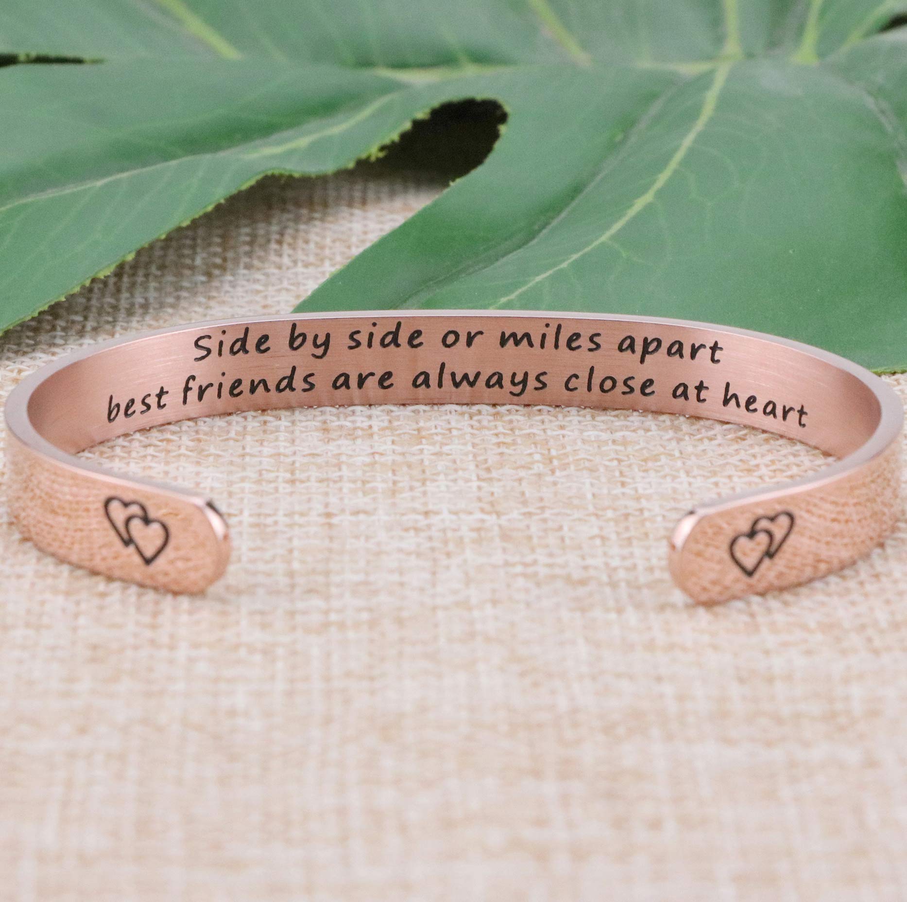 JoycuFF Christmas Gifts Best Friends Bracelets for Women Friendship Cuff Bang Bracelet Jewelry Gift for Women Say Side by Side o