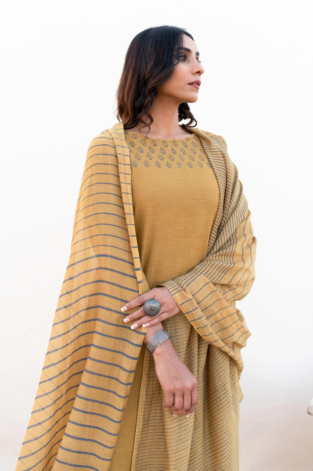 ANNI DESIGNER Women s Rayon Viscose Print Straight Kurta with Pants & Dupatta, Yellow, L