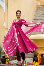 ANNI DESIGNER Women s Printed Rayon Blend Kurta Pants and Dupatta, Pink, XL