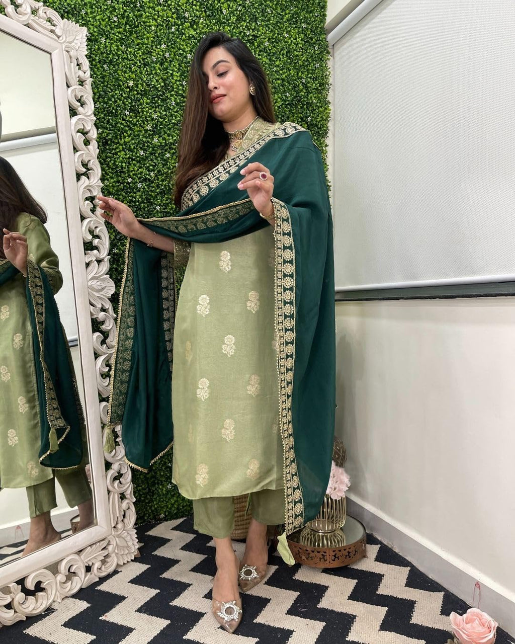 ANNI DESIGNER Women s Rayon Kurta with Pants and Dupatta, Pista, 36