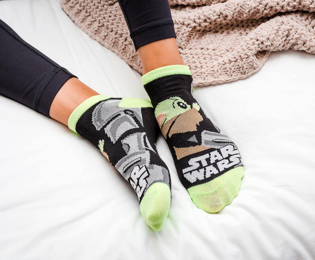 Star Wars: The Mandalorian Unisex Low-Cut Socks 5-Pair Gift Set B, Sizes 4-10