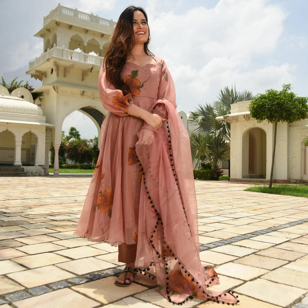 Gosriki Women'S Organza Printed Anarkali Kurta With Pant & Dupatta