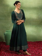 Libas WomenS Viscose Rayon Kurta Set (49420