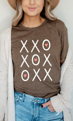 XOXO Heart Tic Tac Toe Valentines Day Graphic Tee T-Shirt
