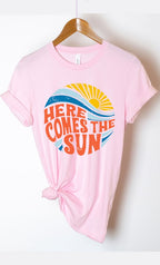 Here Comes The Sun Circle Graphic Tee T-Shirt PLUS