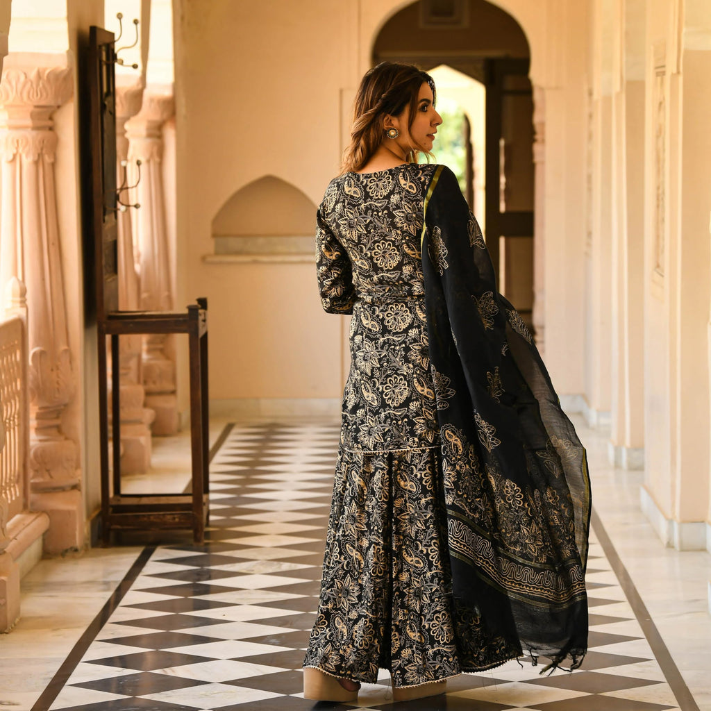 ANNI DESIGNER Womens Rayon Blend Straight Printed Kurta with Sharara & Dupatta (NIRANJANA Black_XXL_Black_XX-Large), Straight F